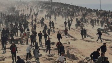 في مجزرة جديدة بحق منتظري المساعدات.. 16 شهيدا و100 مصاب وسط غزة