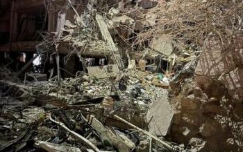 مبان دمرت بالكامل... الاحتلال يعترف بقتيلة وعشرات الإصابات في القصف الإيراني