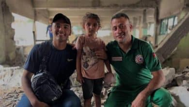 استشهاد صحفي و3 مسعفين جراء قصف الاحتلال بحي التفاح في غزة