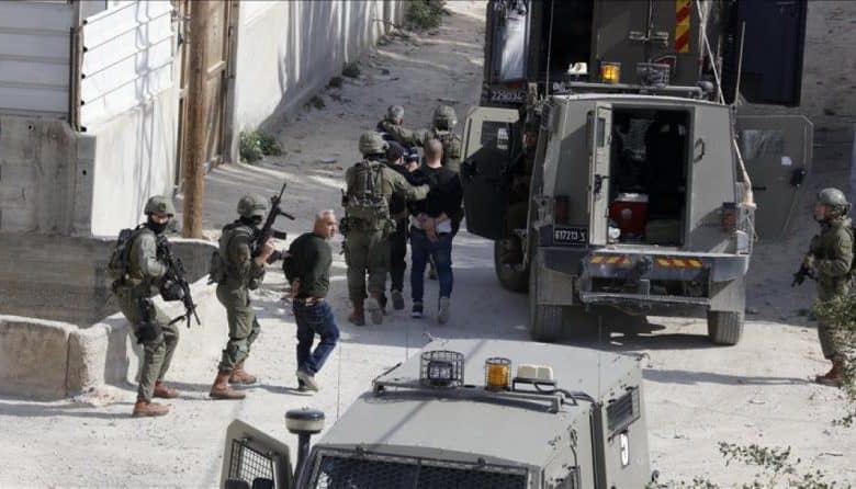 قوات الاحتلال تشن حملة اعتقالات واسعة في محافظتي سلفيت وطولكرم