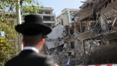 القناة 13 العبرية: هناك الكثير من الإصابات في قواعد الجيش ومنشآت استراتيجية بسبب الصواريخ الإيرانية لم يتم الحديث عنها حتى اليوم