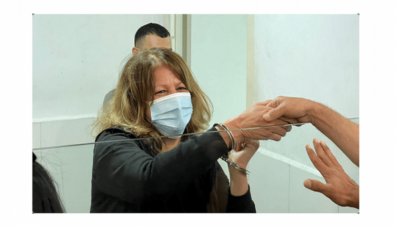 الاحتلال يمدد اعتقال سناء سلامة حتى بعد غد الخميس