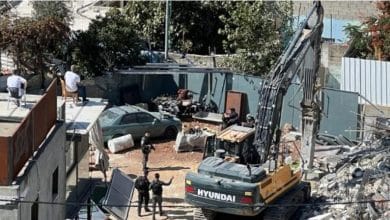 الاحتلال يواصل تفريغ سلوان.. التهجير القسري يطال مئات المقدسيين في حي بطن الهوى