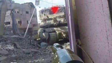 المقاومة تضرب آليات الاحتلال وتجمعاته في خان يونس جنوبي قطاع غزة