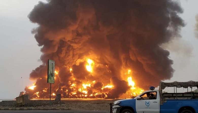 الاحتلال عدوان على اليمن.. غارات على ميناء الحديدة