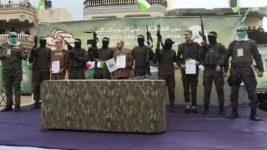 "حماس": نناقش بمسؤولية مقترحات الوسطاء لاتفاق وقف النار بغزة