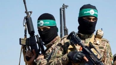 كتائب القسام: استهدفنا ناقلة جند للاحتلال وأوقعنا طاقمها بين قتيل وجريح جنوب قطاع غزة