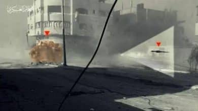 "عرباتكم أضـحت خراباً".. المقاومة تدمر آليات الاحتلال في خان يونس ومدينة غزة