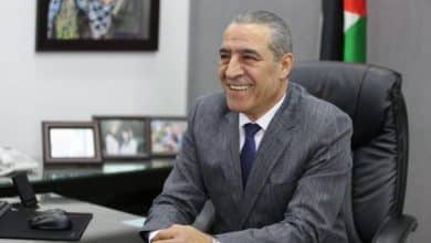 حسين الشيخ يجري اتصالا مع وزير خارجية سلطنة عُمان لبحث آخر المستجدات السياسية