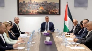 الشيخ يضع مؤسسات مدنية وبحثية في صورة التطورات: وحدة الصف ضرورة لمواجهة العدوان