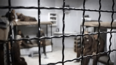 نادي الأسير: منظومة السجون تواصل إجرامها بحقّ المعزولين من قيادات الحركة الأسيرة وتضاعف من هجمتها بحقّهم