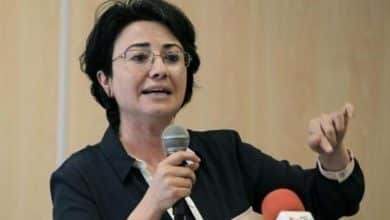 شرطة الاحتلال تعتقل حنين الزعبي بادعاء "التحريض"