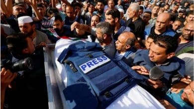 نقابة الصحفيين تنعي الشهيد محمد علاء الصوالحي وتحمّل الاحتلال المسؤولية عن استهداف الصحفيين