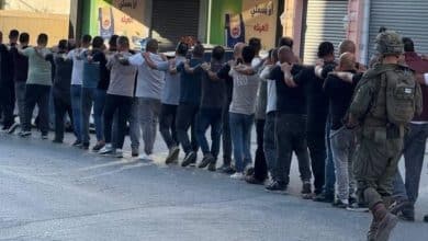 قوات الاحتلال تشن حملة اعتقالات بالعشرات في مدينة طولكرم