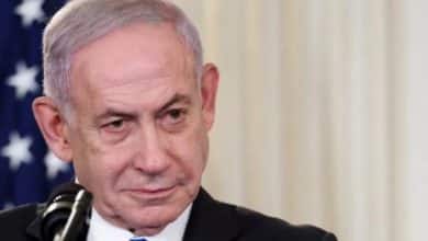 نتنياهو يوعز بتوجيه ضربات قوية على غزة