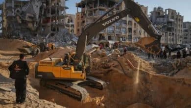 ضغوط أميركية على حماس لتسريع تسليم جثامين الأسرى الإسرائيليين وسط صعوبات ميدانية في غزة