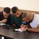 فلسطينيات تختتم مخيم المناظرات بالضفة الغربية