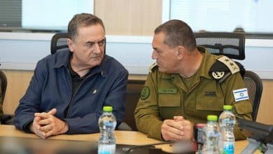 كاتس يلوّح باستئناف الحرب على غزة