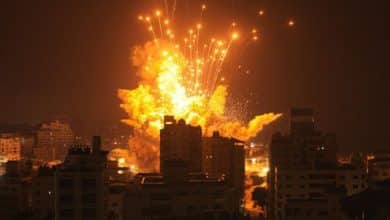 الاحتلال يواصل مجازره وقصف المباني في قطاع غزة