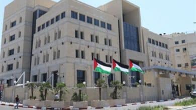سلطة النقد توعز للمصارف ببدء تقديم الخدمات المصرفية تدريجياً في قطاع غزة ابتداءً من غدٍ الخميس