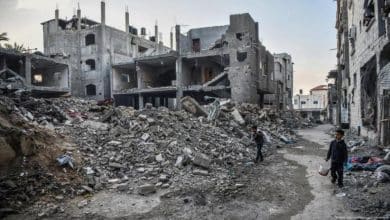 الاحتلال يسلم 30 جثماناً لأسرى بعضها يحمل علامات تنكيل وضرب