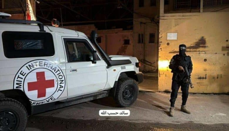 القسام: سنسلم جثة أحد أسرى الاحتلال مساء اليوم