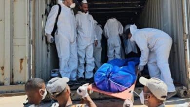 الاحتلال يُسلم جثامين 15 شهيدًا من غزة ضمن صفقة التبادل