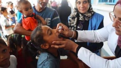 اليونيسف: الاحتلال يمنع وصول مليون محقن لتطعيم الأطفال في غزة.