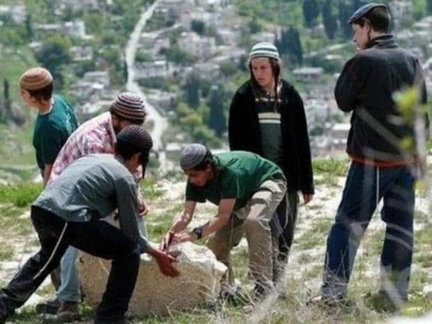"البيدر": سياج استعماري يهدد بفصل تجمعات فصايل وعزل سكانها