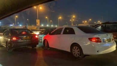 الاحتلال يحتجز عشرات المركبات عند حاجز بيت إكسا