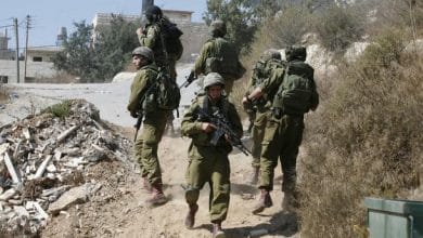 جنود الاحتلال يعتدون على مواطنين بالضرب في جنين