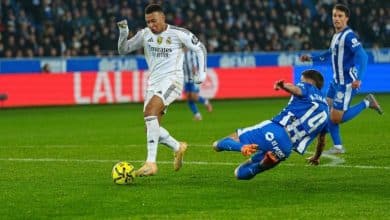 الدوري الإسباني: ريال مدريد يلاحق برشلونة بفوز شاق على ألافيس