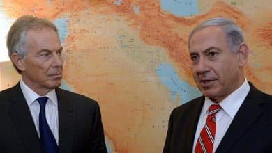 الإعلام العبري: لقاء سري بين نتنياهو وبلير لبحث مرحلة ما بعد حرب غزة