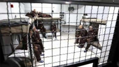 الشتاء القاسي يفاقم معاناة الأسرى في السجون