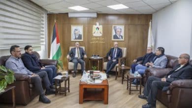 رئيس سلطة الأراضي يبحث مع الاتحاد العام للغرف التجارية الصناعية سبل التعاون في الاستثمار وتنظيم استخدامات الأراضي