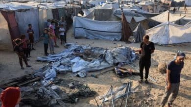 6 إصابات في قصف الاحتلال خيمة تؤوي نازحين بمواصي خان يونس