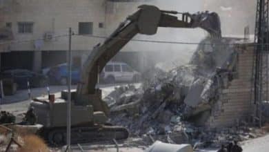 الاحتلال يداهم منشأة صناعية في عناتا شرق القدس تمهيدا لهدمها