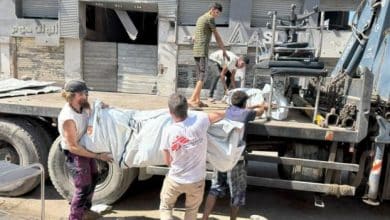 أطباء بلا حدود تحذر من تعليق سلطات الاحتلال لعملها في غزة وسط شلل شبه كامل للقطاع الصحي