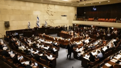 "الكنيست" يصادق على قانون يمنع توظيف خريجي الجامعات الفلسطينية في جهاز التعليم "الإسرائيلي"