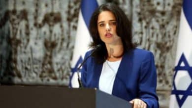 هجوم سيبراني جديد.. مجموعة 'حنظلة' الإيرانية تخترق هاتف شاكيد وتهدد بكشف أسرار سياسية وشخصية