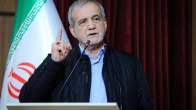 الرئيس الايراني يتهم الولايات المتحدة وإسرائيل بتوجيه مثيري الشغب لاثارة الفوضى في البلاد
