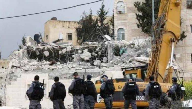 القدس مدينة ومحافظة بين مطرقة الهدم والتهجير وسندان الاستيطان والعزل