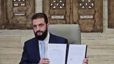 الشرع يوقع اتفاقا لوقف إطلاق النار مع قسد ودمجها بالجيش السوري