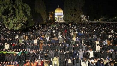 70 ألف مصلٍّ يؤدون العشاء والتراويح في المسجد الأقصى