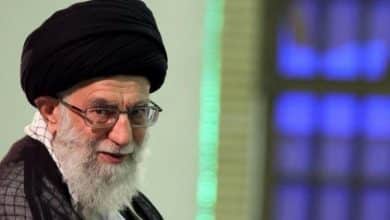 "لن نبدأ المواجهة لكننا سنرد بقوة" .. خامنئي يحذر: أي حرب أمريكية ضد إيران ستتحول إلى حرب إقليمية