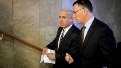 بدلاً من نتنياهو.. ساعر يشارك في اجتماع “مجلس السلام” بواشنطن