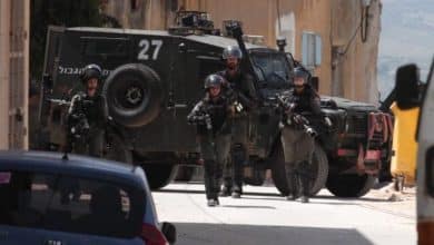 3 إصابات واندلاع حريق خلال اقتحام قوات الاحتلال مخيم قلنديا شمال القدس