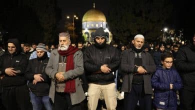 40 ألف مصلٍّ يؤدون صلاتي العشاء والتراويح في المسجد الأقصى