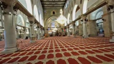 الاحتلال يمنع أداء صلاتي العشاء والتراويح في المسجد الأقصى