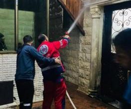 مستوطنون يحاولون إحراق مسجد في دوما
